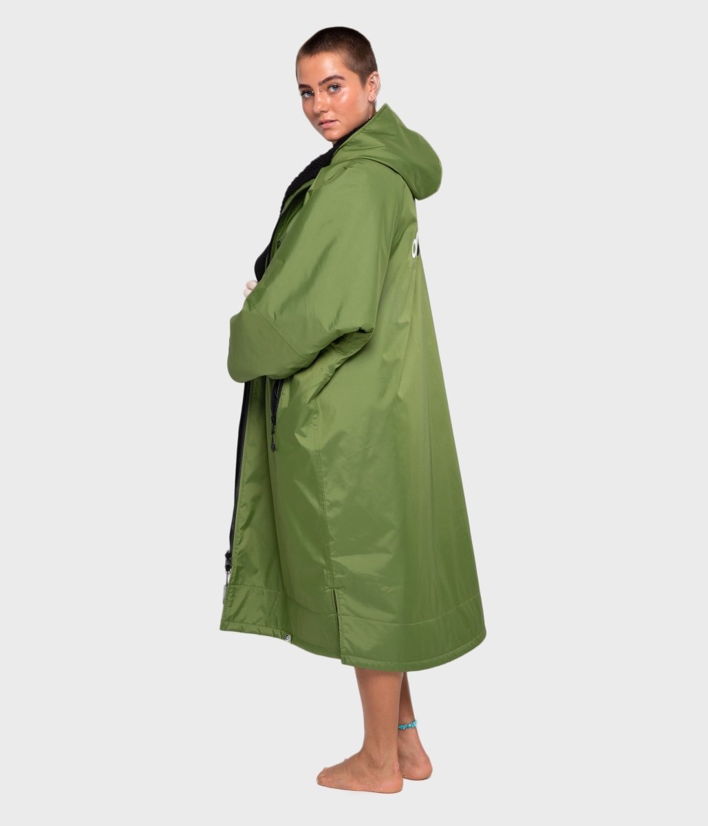 Long Sleeved dryrobe Advance in Dark Green & Black - Paddle People